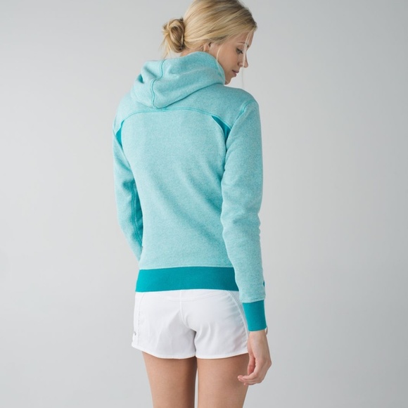 SOLD! Lululemon On The Daily Hoodie blue, size 6 - Picture 2 of 8